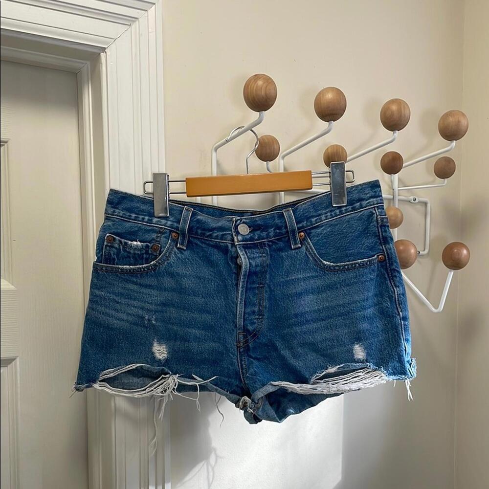 Levi's - Classic 501 Cut off Denim Shorts - Blue - 29